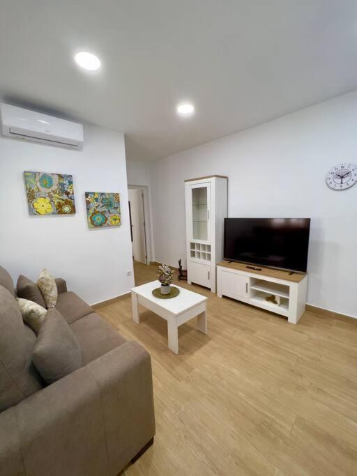 Rockside Residences Suites La Linea La Línea de la Concepción 외부 사진